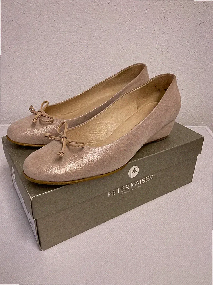 Peter Kaiser Pumps in sanftem Rose neuwertig verdeckter Absatz Gr. 7 / DE40,5