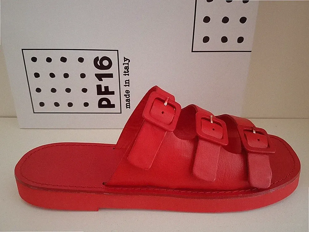 PF16 Sandalen Pantoletten Meer VITULLI rot Einlegesohle und 3 verstellbare Lederschnallen