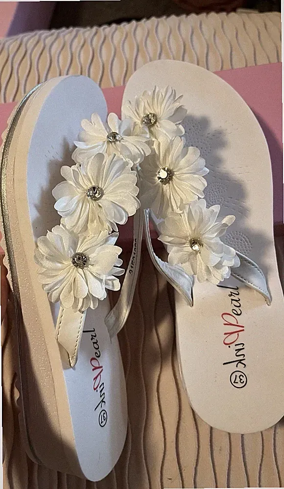 Pink Pearls, Flip Flops mit Blumen, Weiss, Badeschuhe, Neu