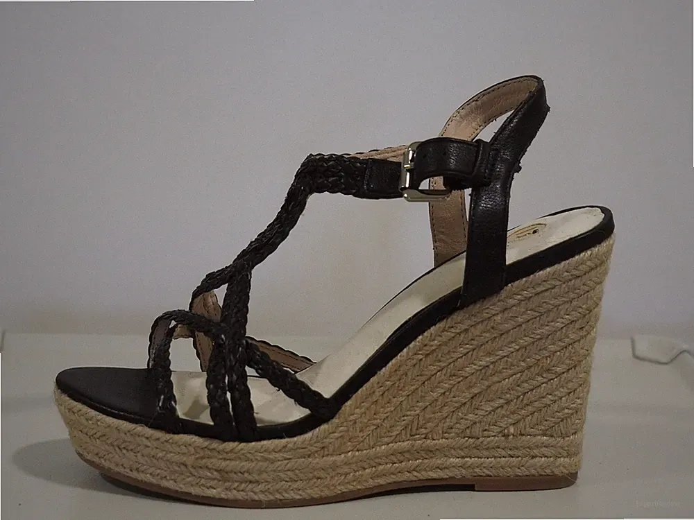 Plateau Keil-Sandalette, Gr. 39, schwarz, Absatz ca. 11cm, "LaStrada"
