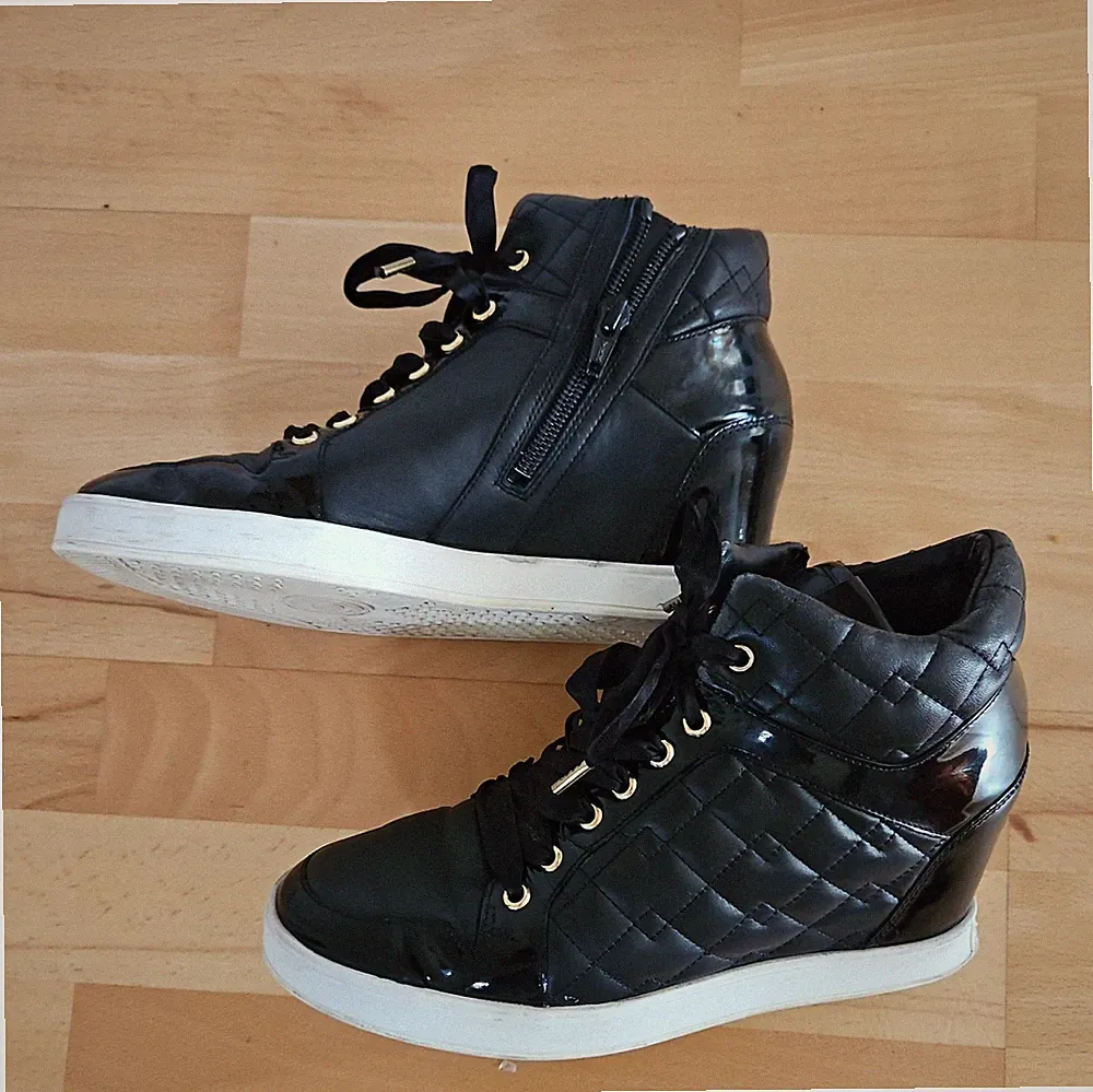 Plateau Sneaker von HÖGL Stiefeletten halbschuhe Gr 37 ,5 bzw 4,5