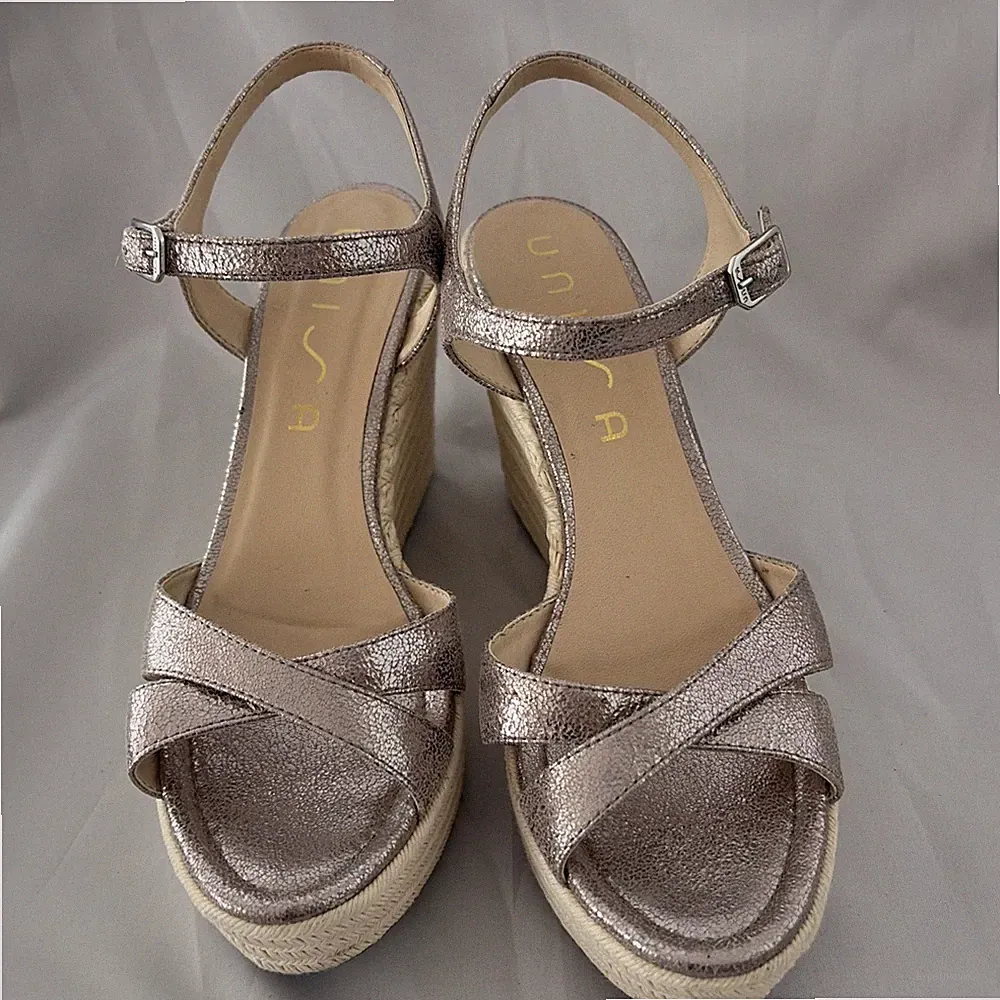 Plateausandalette Sandalette mit Keilabsatz, Damen, Größe 39 Unisa Rose