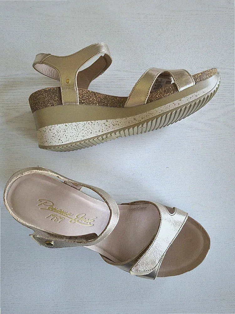 Plateaux Keil Sandalen beige Gold Panama Jack 41 Klettverschluss fast neu !
