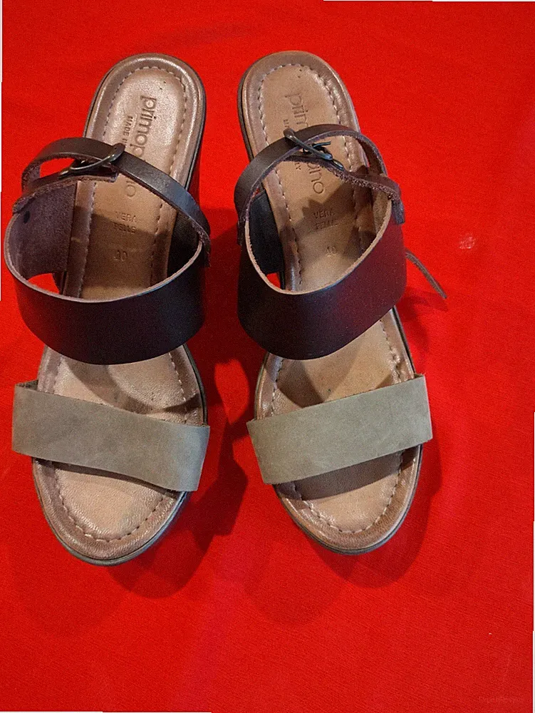 Primopiano Damen Sandalen Keilabsatz Plateau Echtleder Nummer 40 Second Hand