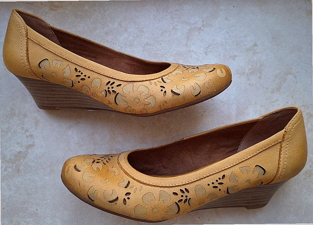 Pumps Gr. 36 MARCO TOZZI Leder Senfgelb Keilabsatz