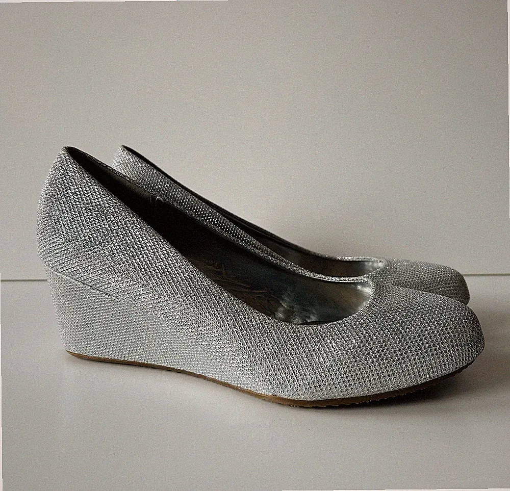 Pumps Keilabsatz Schuhe Silber Glitzer NEU Plateauschuhe Wedges 40 Sommerschuhe