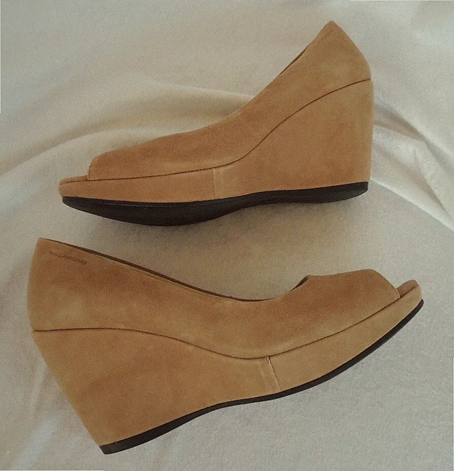 Pumps Wildleder Vagabond Peep Toe Keilabsatz Scuhe gr.39 echt leder top