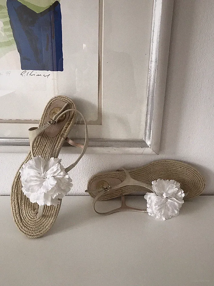 ☀️ ras ☀️ verspielte Zehensandalen mit Stoffrosette - sehr hochwertig