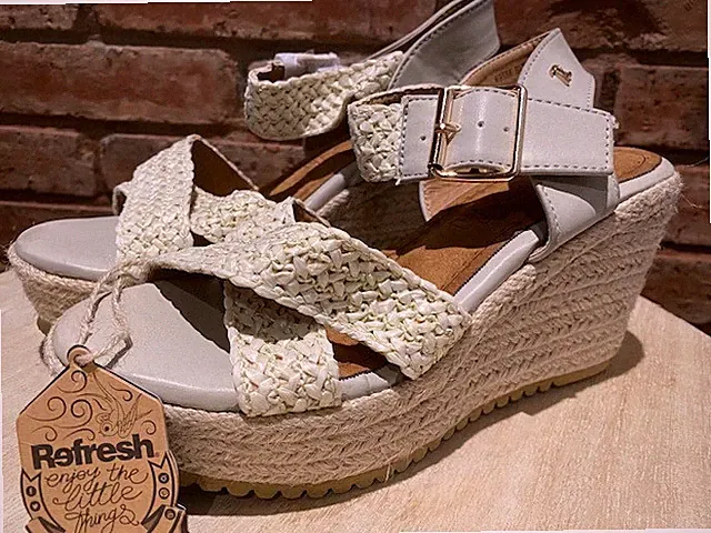 Refresh vegan High Heels Sandale Keilabsatz Gr. 36 Neu mit Etikett