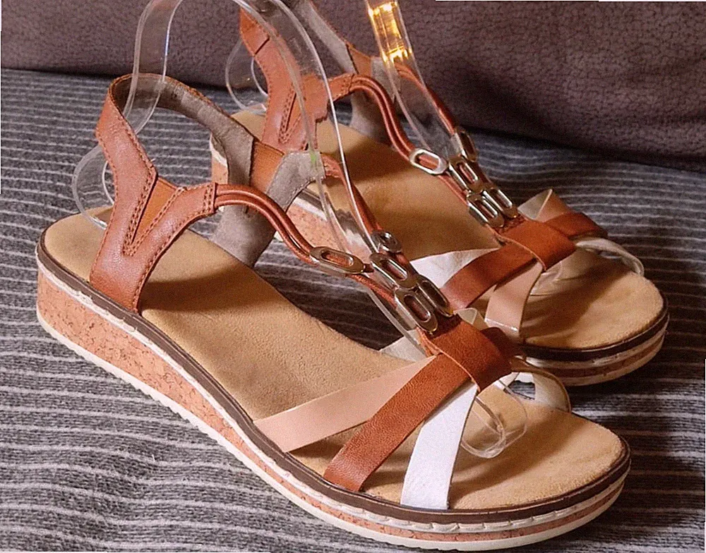 Rieker Damen Sandalen Keilabsatz Kork-Optik Sommer Riemchensandalen Bequem Top