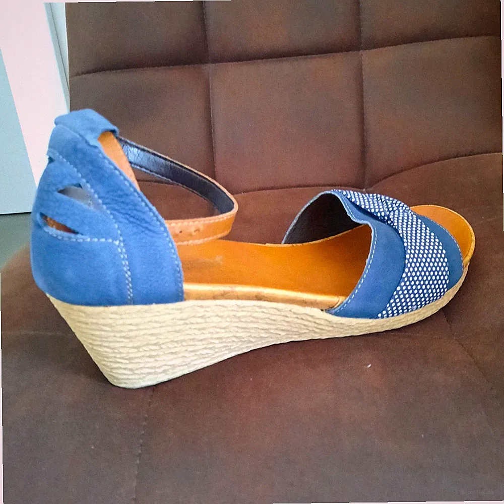 Rieker Damen Sandalen Keilabsatz Riemchen Schnalle blau Punktmuster Gr. 41