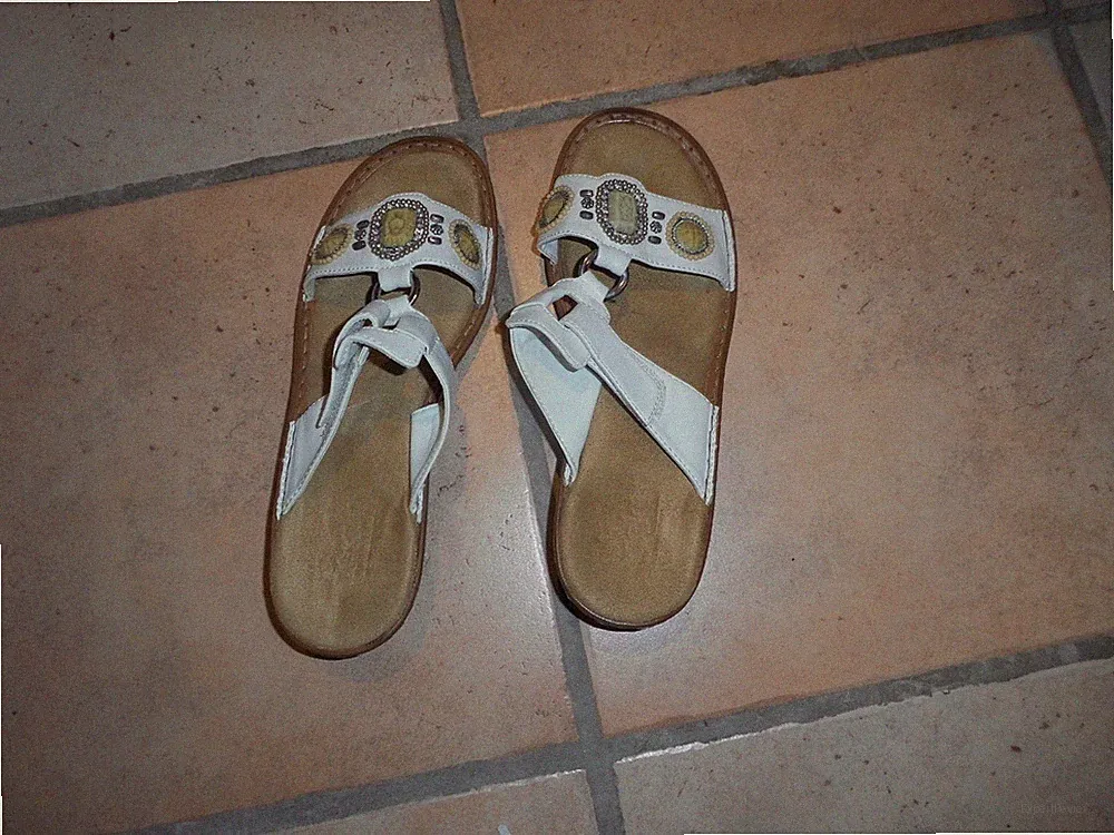 Rieker Sandale mit Keilabsatz, echt Leder, Gr. 41, weiß, super gepf