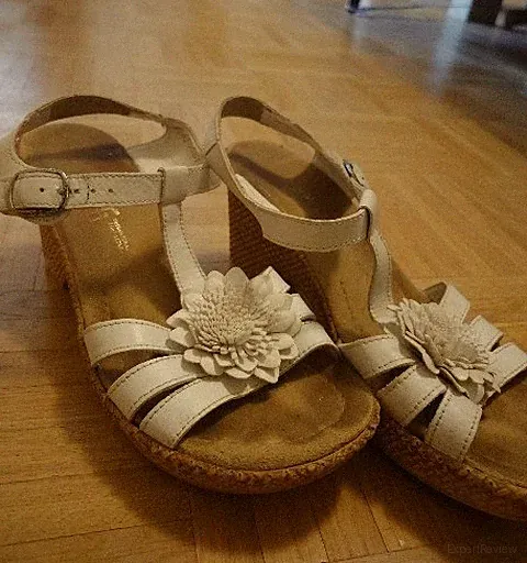 Rieker Sandalen Gr. 36 – weiß – Keilabsatz – Boho Style mit 3D Blüte 🌸