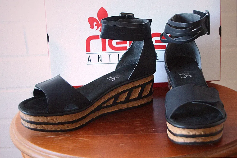 Rieker Sandalette, Keilabsatz, mit Laufsohle in Kork-Optik ,Gr.41