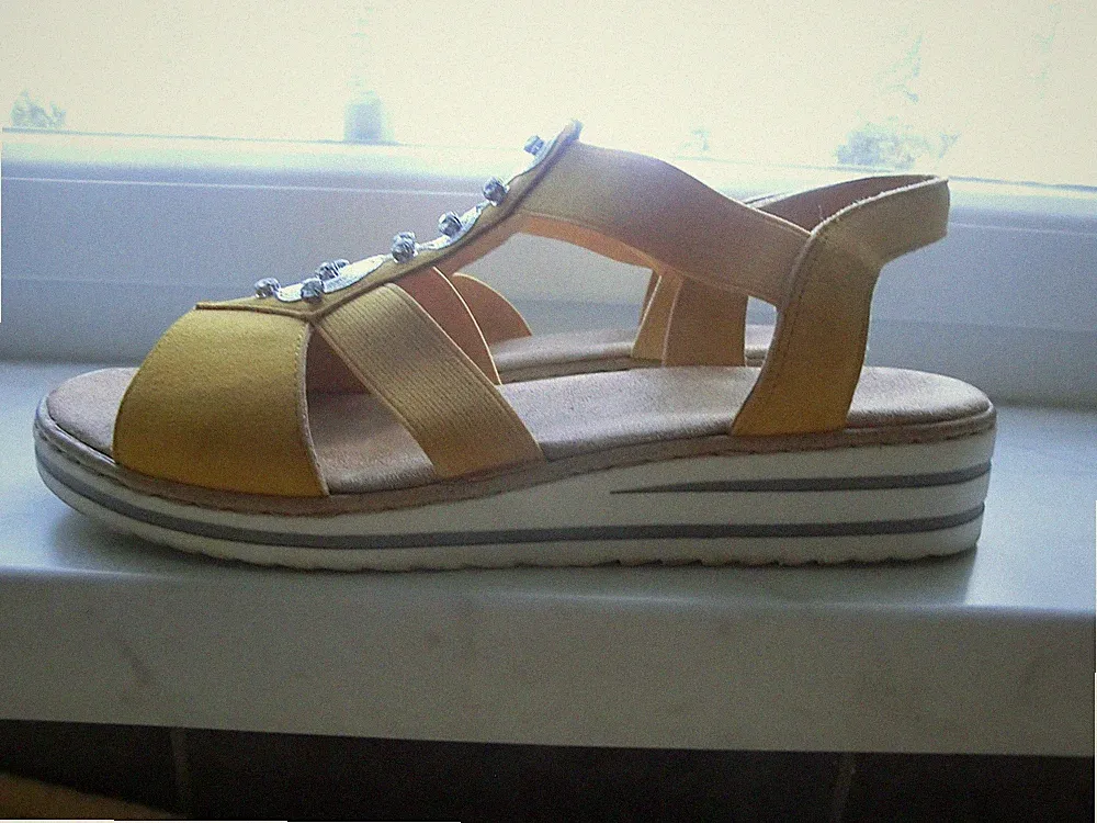 Riker Sandalette flacher Keilabsatz Riemchen slip on Gummizug Metalldeko Gr. 37