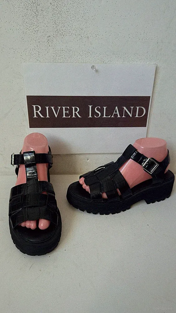 River Island Sandalen schwarz Leder Größe UK 4 EU 37