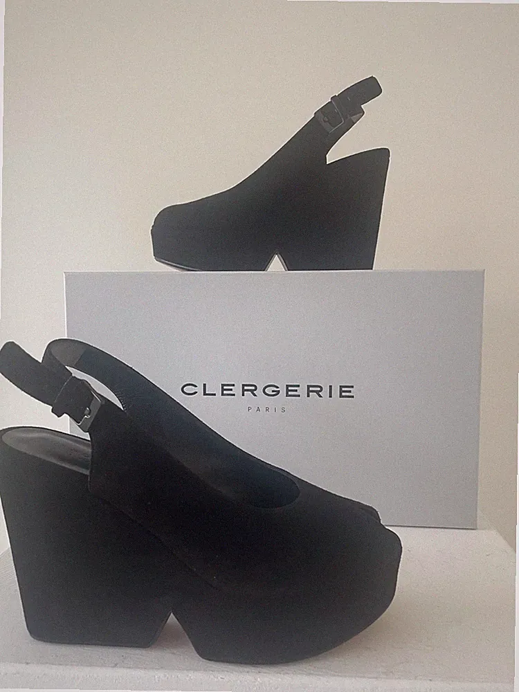Robert Clergerie Dylans7 Sandalen Peeptoe 38,5 Keilabsatz Wildleder schwarz