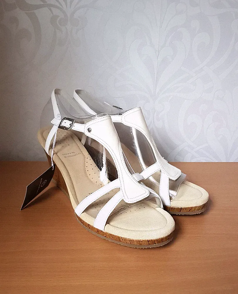 Rockport Emily Damen-Sandalen T-Riemen weiß Leder Keilabsatz UK 8 EUR 43 neu im Karton