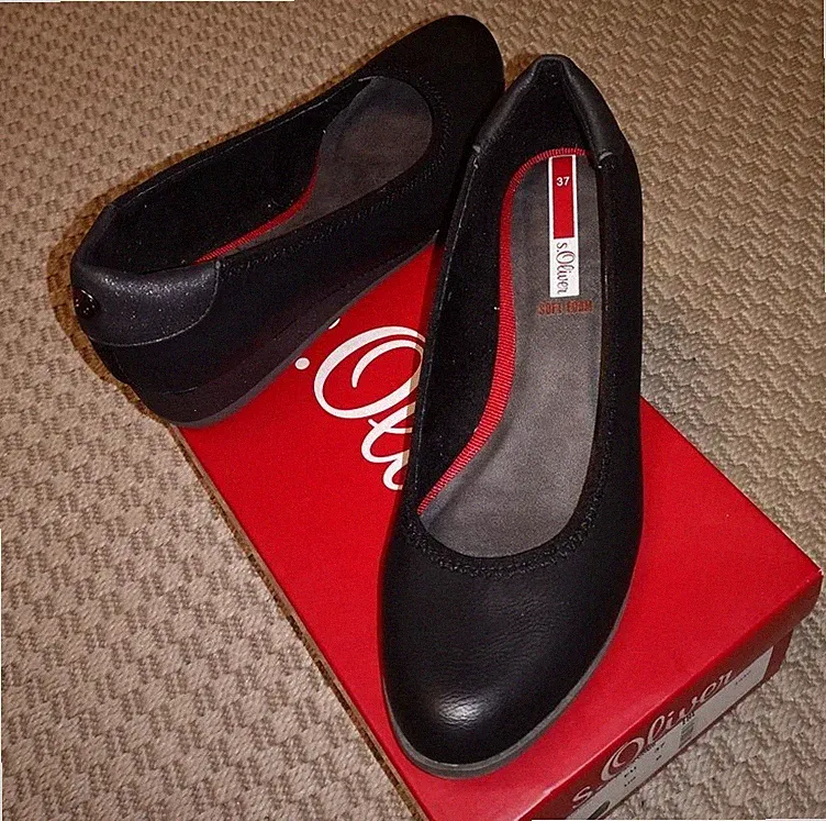 s.Oliver Keilpumps Softfoam Fußbett Gr. 37 Schwarz Glitzer Neu Wedges Keilabsatz