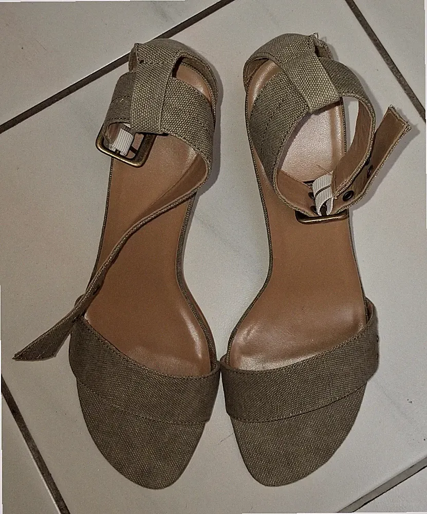 Sandale Sling Khaki Gr. 37 Neu Ungetragen