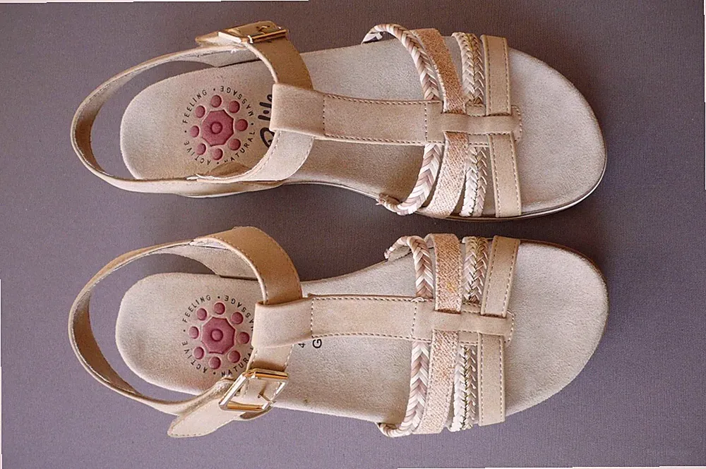 Sandalen beige weiß von Relife Damen Größe 40 Extra weit sehr guter Zustand