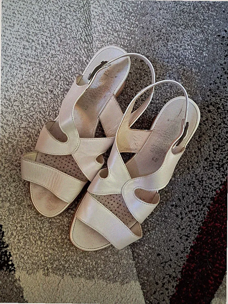 Sandalen Doc Comfort Keilabsatz Kork Leder weiß perlmutt Gr. 40
