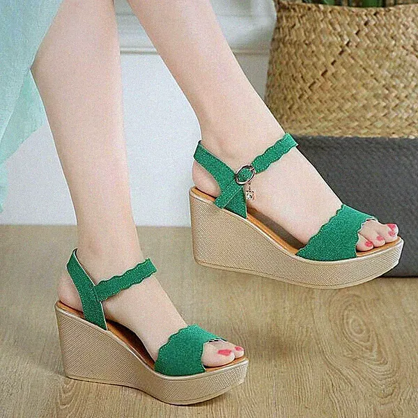 Sandalen Elegant Absatz Keilabsätze Komfortabel 8 CM Grün Leder Kunststoff 9800