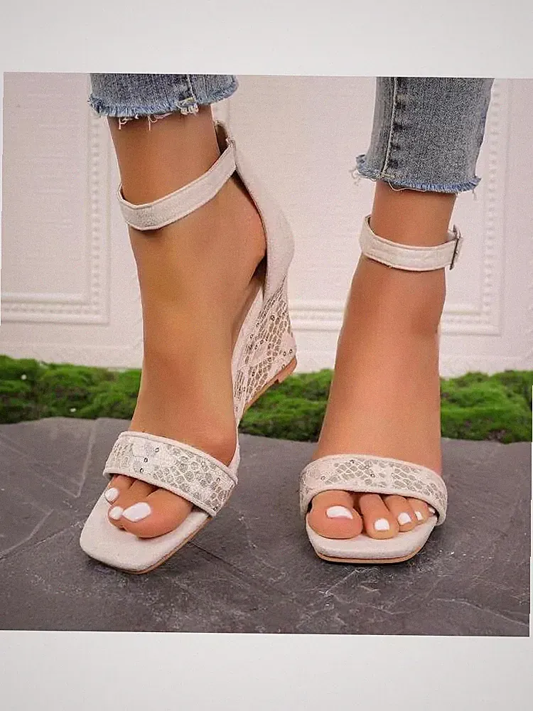 Sandalen Espadrilles Keilabsatz 9 cm Plateau beige Spitze Kunstleder 62003