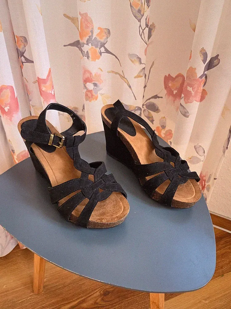 Sandalen - Keilabsatz - 10cm - Damen - Schuhgröße 40 - graceland