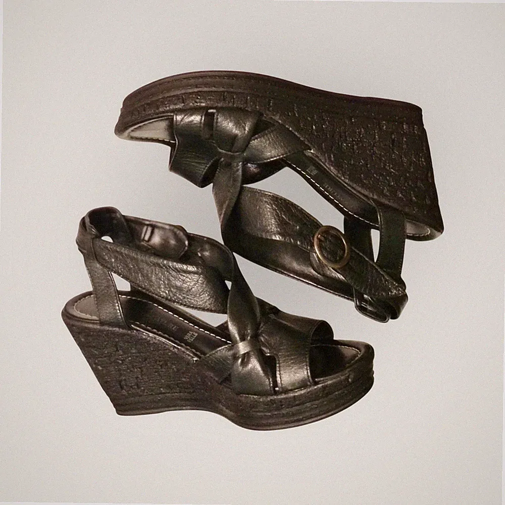 Sandalen Keilabsatz COLOMBO Nr 36 Leder schwarz und Gummi Korkeffekt Vintage 90 Y2K