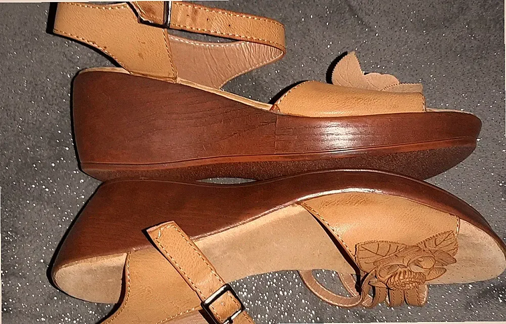 Sandalen Keilabsatz Gr 40 Braun