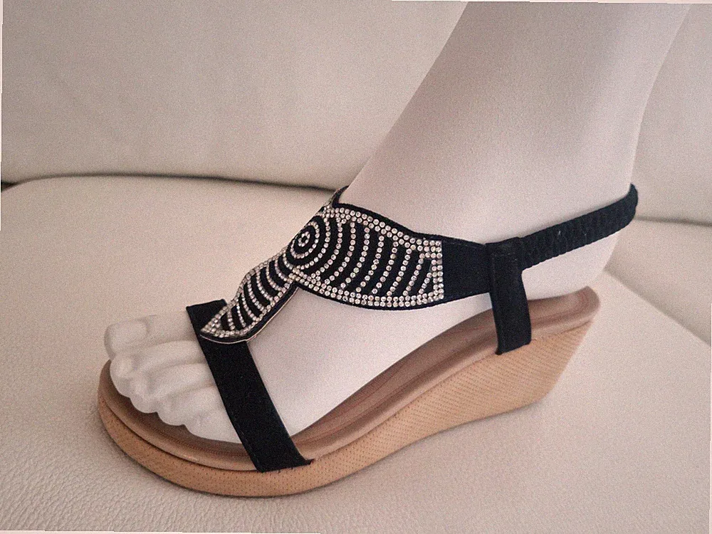 Sandalen Keilabsatz schwarz mit Strasssteinen Glitzer Größe 37