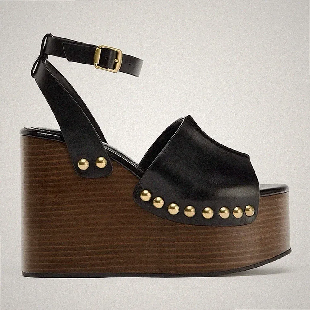 Sandalen Plateau Keilabsatz Nieten Leather Leder Schnalle 36 UK 3