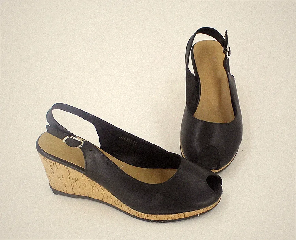 Sandalen Tamaris Schnalle Keilabsatz Kork Leder schwarz Gr. 36