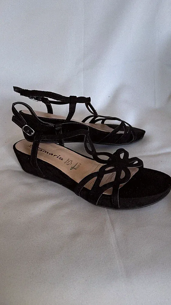 Sandalen Tamaris, schwarz, Keilabsatz 4,5 cm, Touch it, kaum getragen