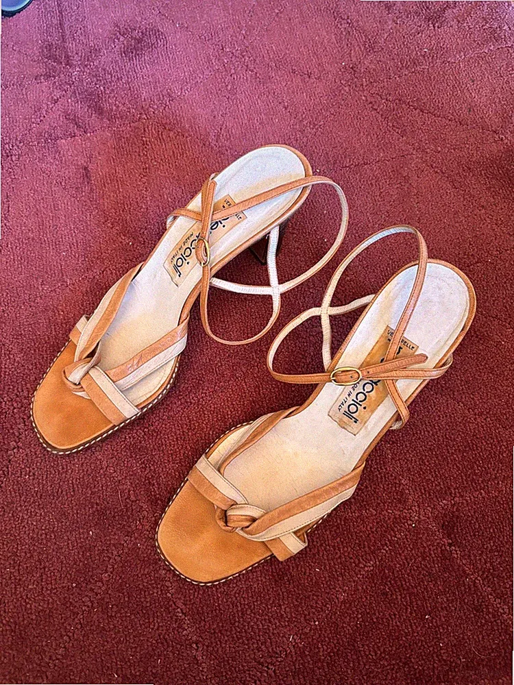 Sandaletten Pieraccioli beige/hellbraun komplett aus Leder ital. Gr. 8/dt. 39