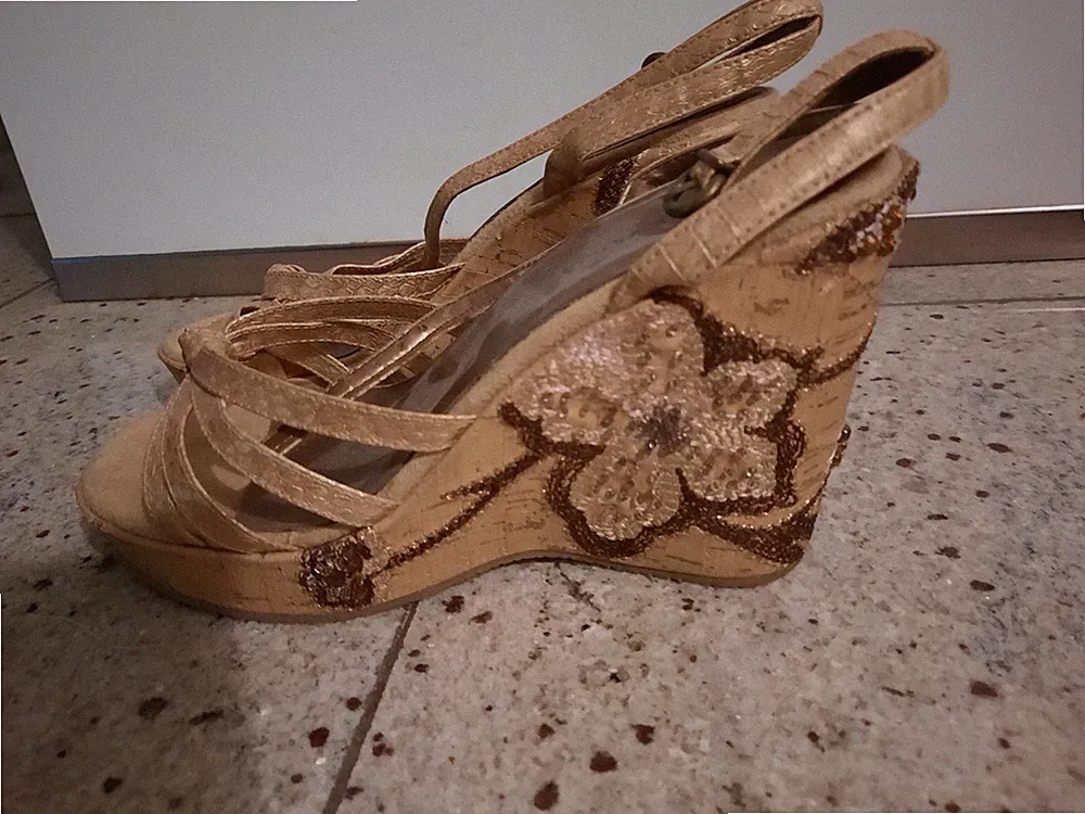 Sandaletten Sandalen Beige Kork Keilsandaletten Gr. 38 Neuwertig