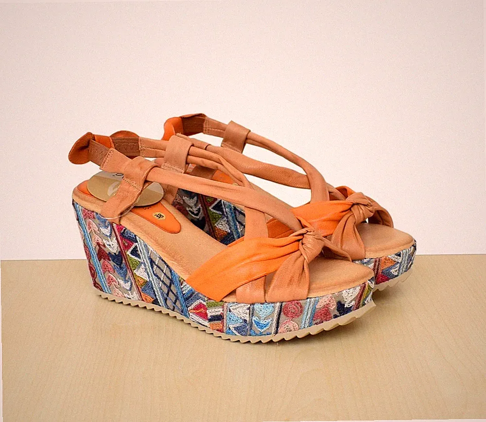 schöne Marila Echtleder Sandaletten m. Keilabsatz multicolor Gr. 38 - NEU