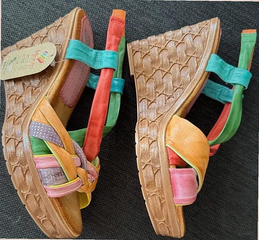 schöne Plateau-Sandalen MARILA Leder Gr. 39 Keilabsatz ca. 10cm Spain NP 79€