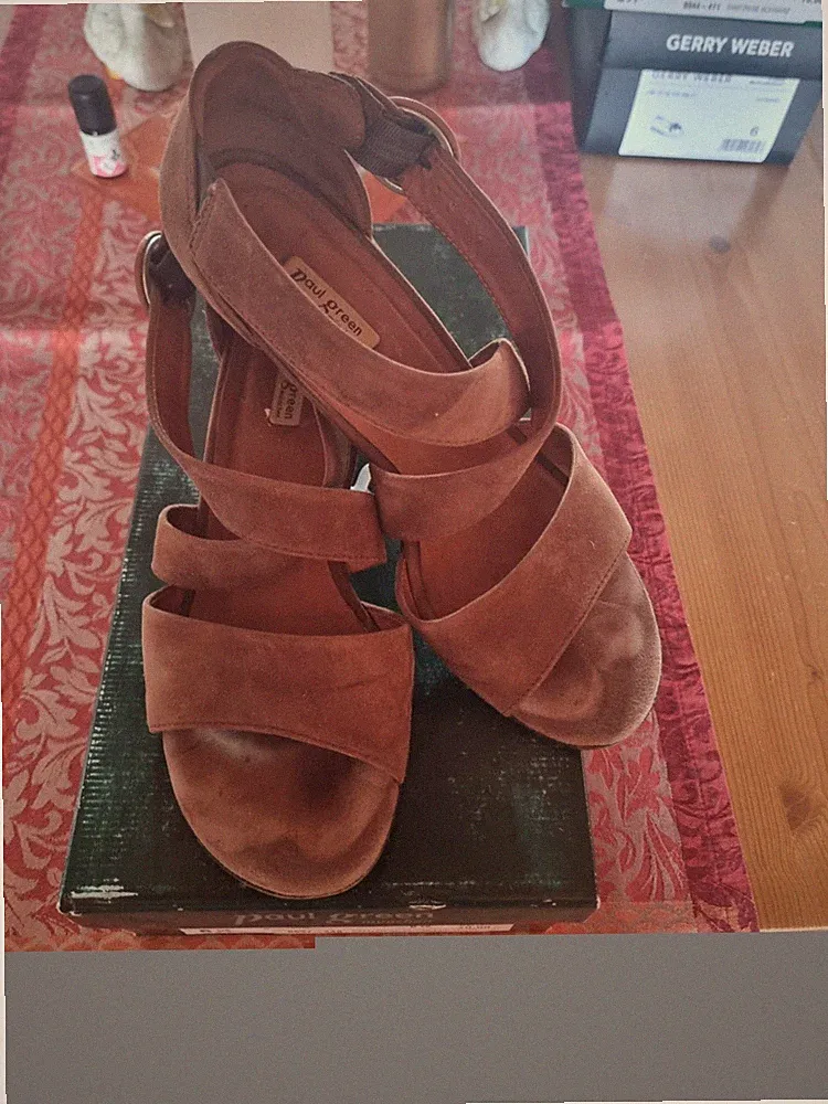 Schöner Sommerschuh Gr. 39 Von Paul Green Wildleder Braun