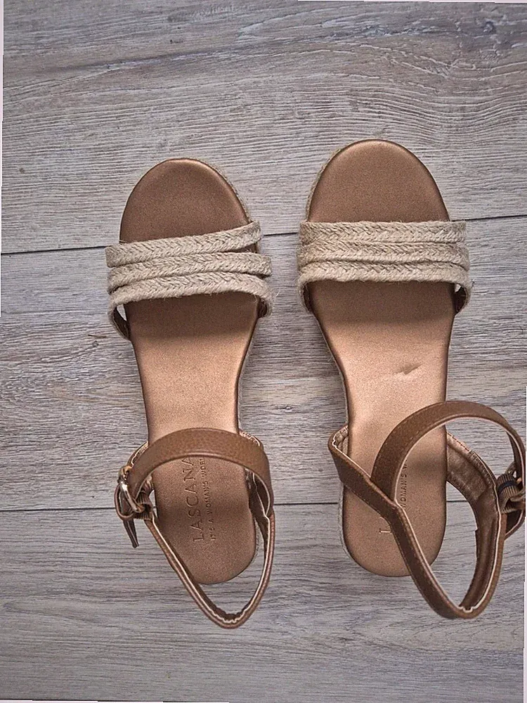 Schuhe Pumps Sandalette beige Gr. 39 - NEU