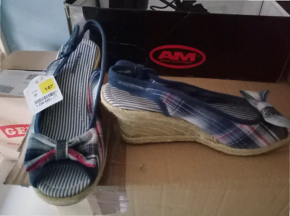 Schuhe, Sandalen mit Keilabsatz, Sommer, Flechtoptik, Blau, Marine, Größe 37