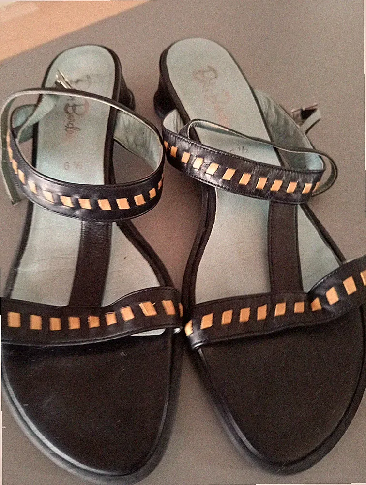 Schuhe Sommer Betty Barclay 39,5 Designe schwarz 6 1/2 Echtes Leder Riemchen