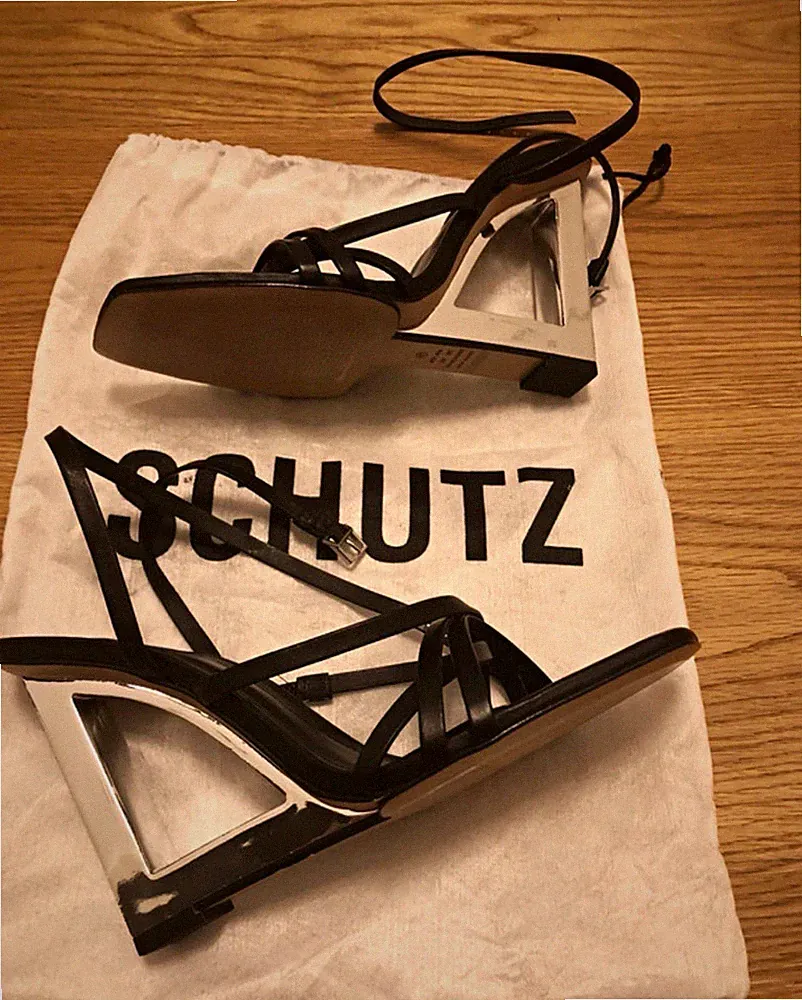 Schutz Riemchen-Sandalen Keilabsatz hoch Leder Schwarz/Silber Gr. 40