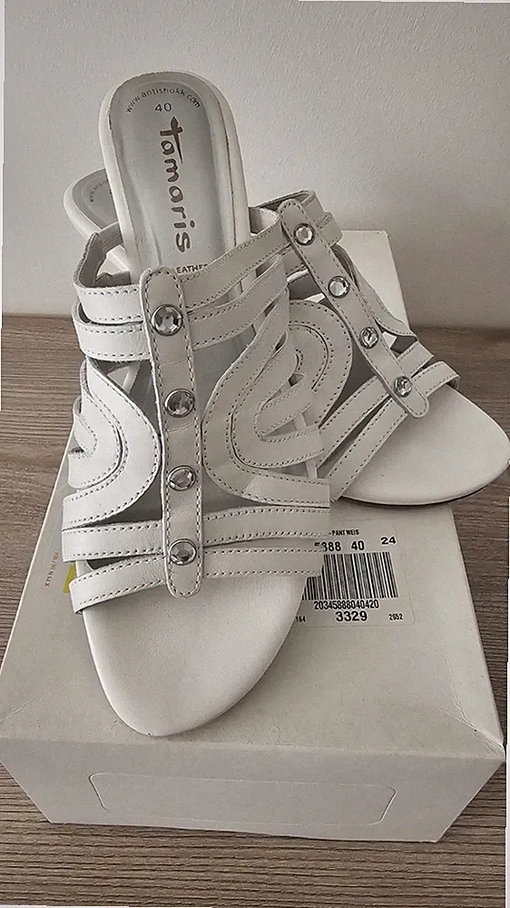 **Sehr schöne TAMARIS Sandalen Sandaletten Gr. 40 weiß wie NEU**
