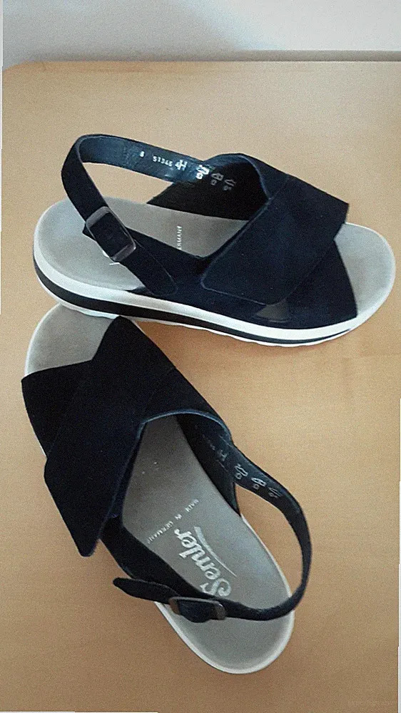 Semler Sandalen Große 39 Weite H Farbe: Schwarz, Wildleder, Klettverschluss