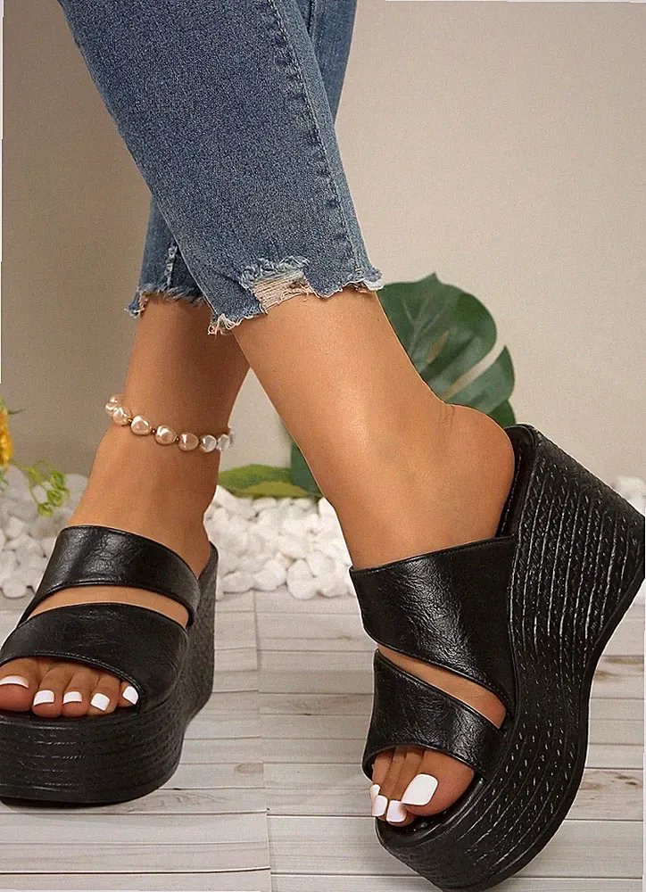 Shein Damen Sandalen Keilabsatz Mules Schwarz Slip-On Strukturierte Sohle Gr.39