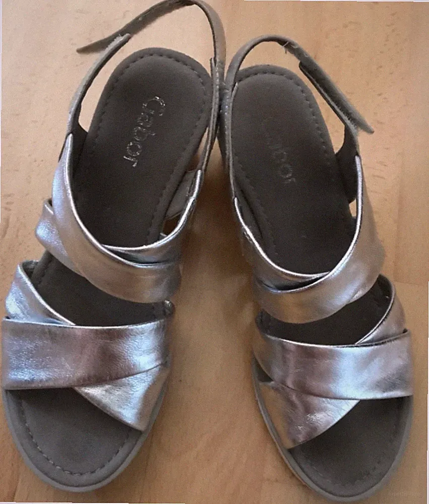 Silberne Sandalen mit Keilabsatz, gabor, Größe 4 1/2 - ein Must für den Sommer!