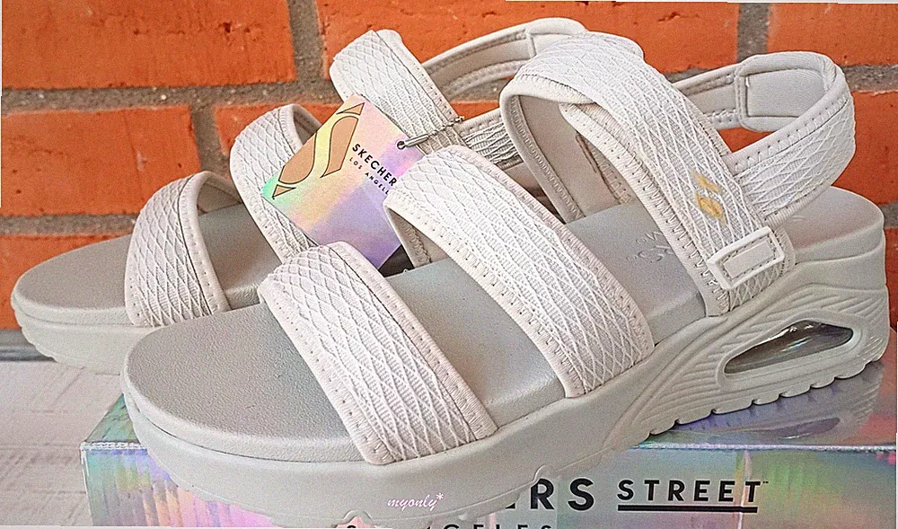 ♡ Skechers Keilsandalette - Gr. 37 Cremeweiß-Beige - Neu ♡