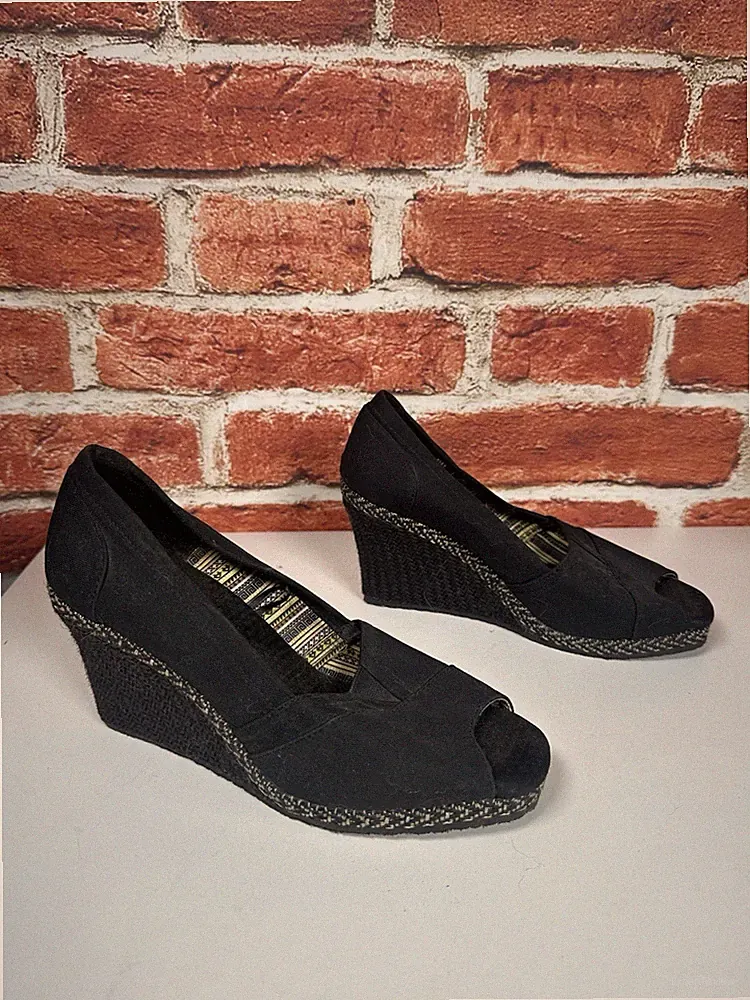 Skechers Memory Foam UK 3 EU 36 Comfort Schwarz Slipper Ins Keilabsatz High Heels Spitze
